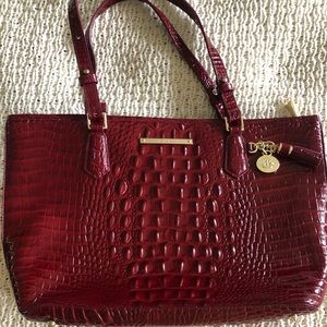 ***NEW**** Brahmin Reptile Purse, PERFECT cond.